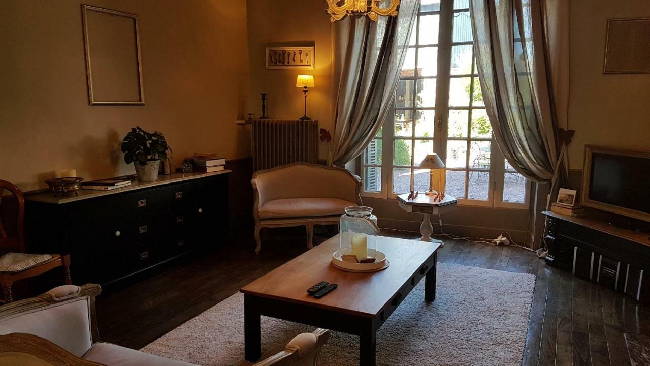 Chambres D'Hotes Le 1900 Val-Couesnon Экстерьер фото